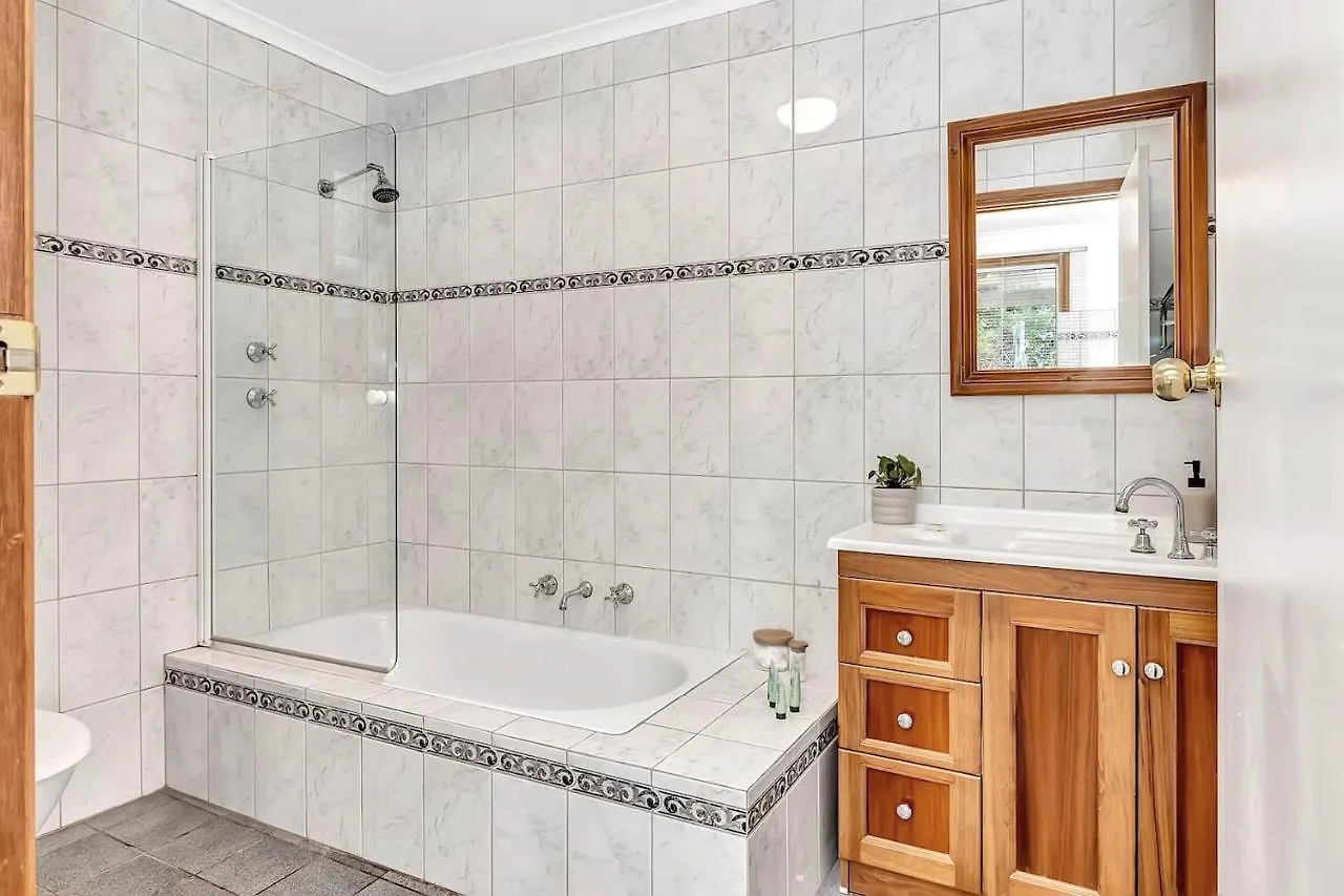 'Harmony Lodge' A Cheerful Beachside Refresh Adelaida 0*,